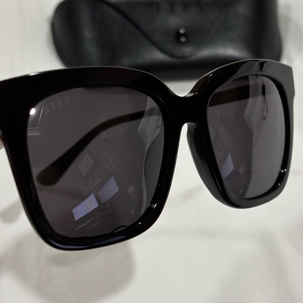 DIFF Bella polarized sunglasses 😎 - Picture 4 of 7
